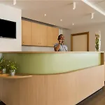 מלון The Originals City, Ecoparc, Montpellier Est 3*