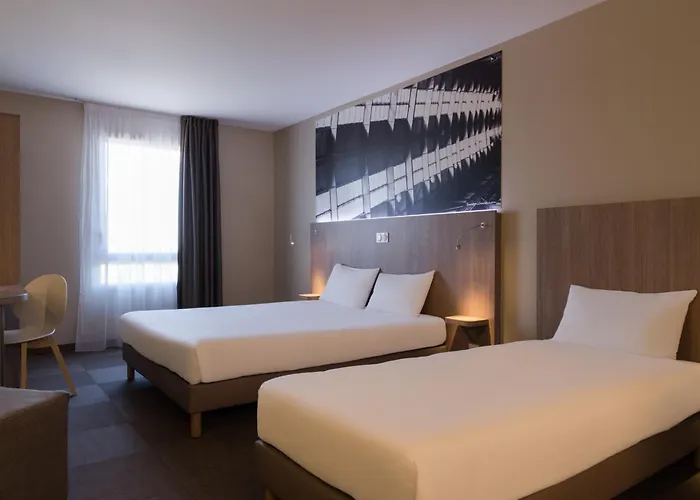 The Originals City, Ecoparc, Montpellier Est 3* 圣埃尔斯